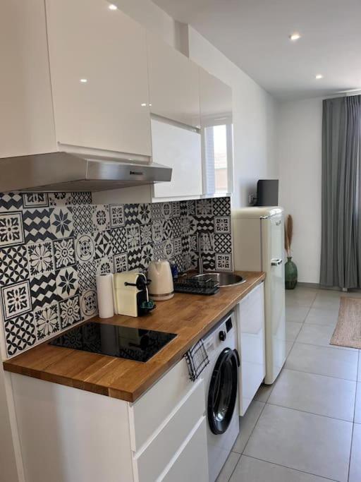 Appartement Le Pressense 2 à Vénissieux Extérieur photo